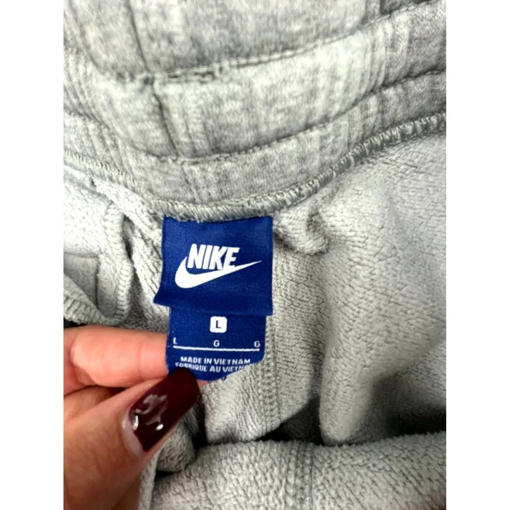 Nike Athletic Sweatpants Mens Large Gray Fleece Swoosh Elastic Waist Tapered Leg